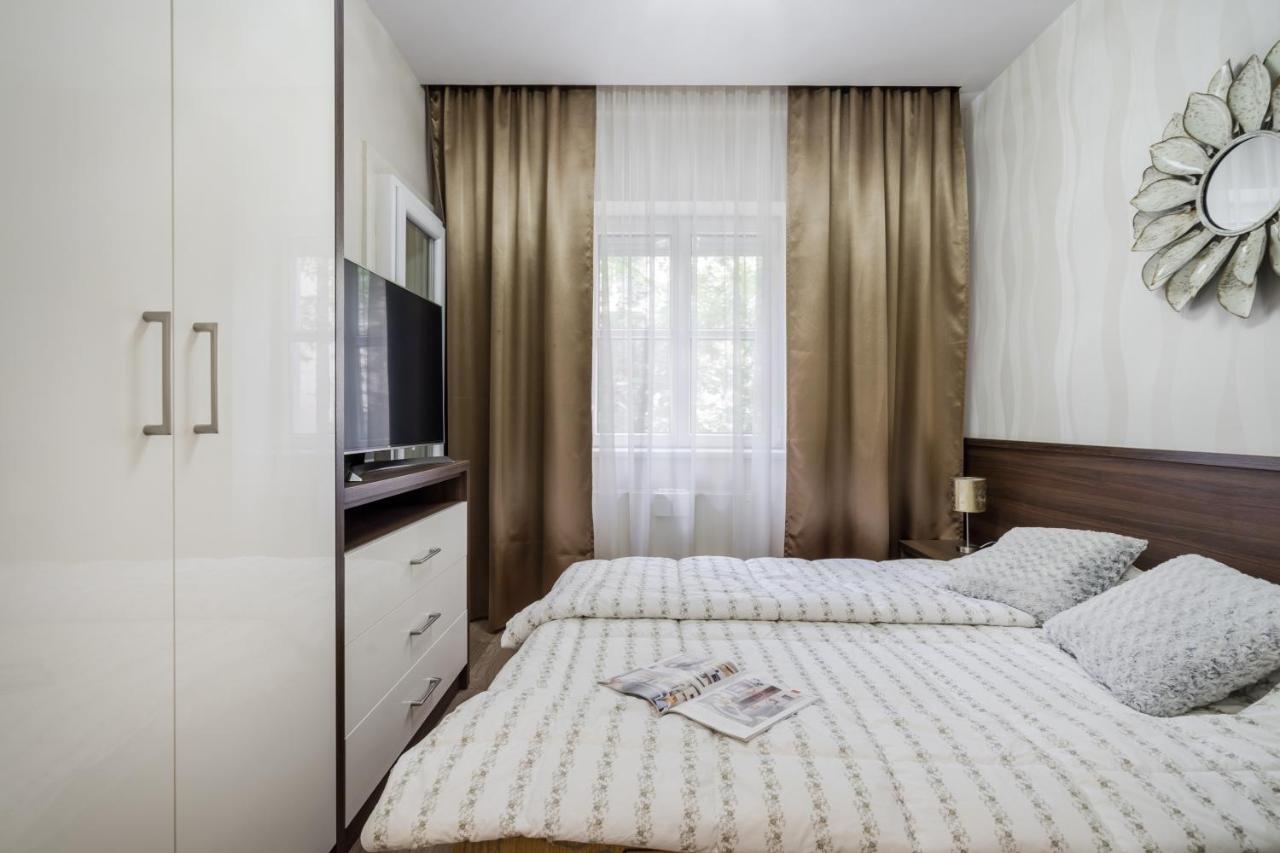 Bpr Ethereal Panoramic Suite With A/C & Balcony 부다페스트 외부 사진