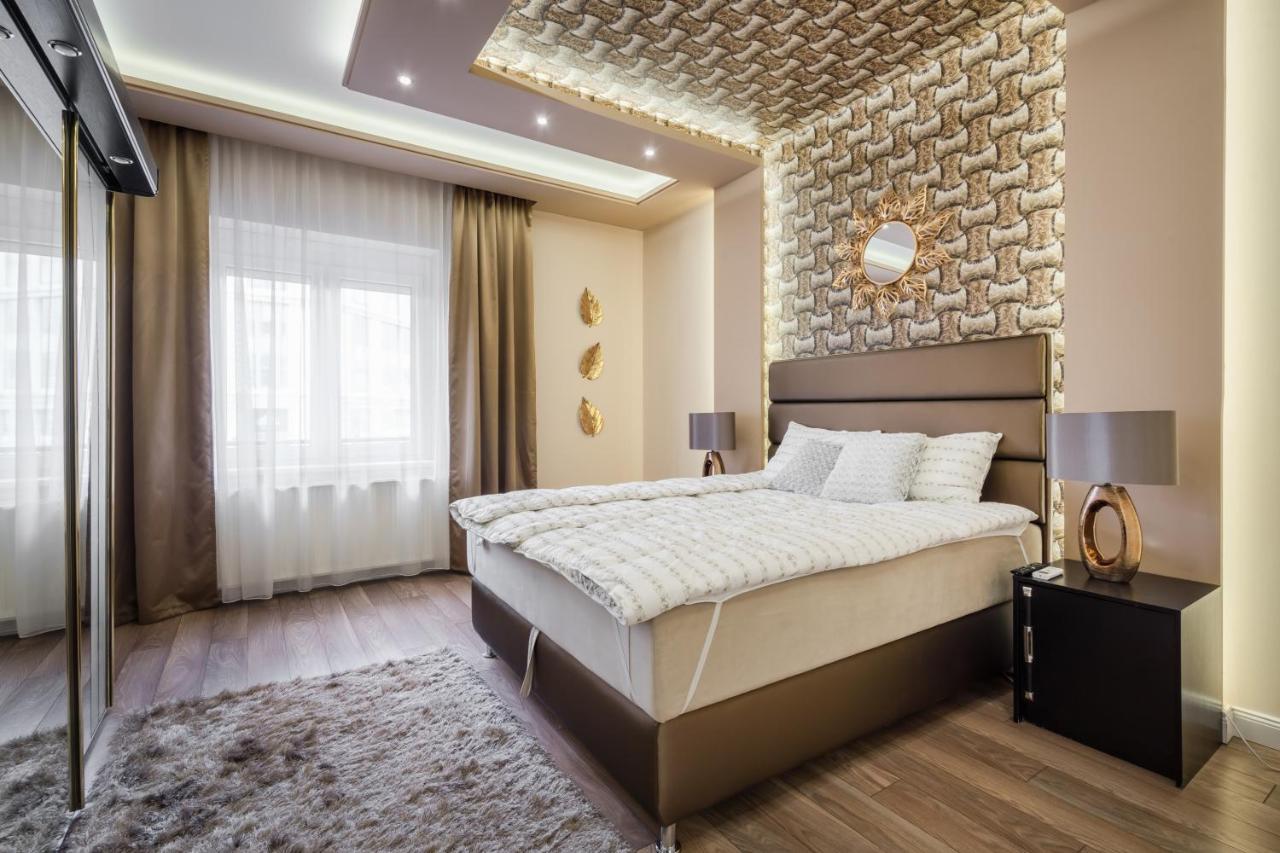 Bpr Ethereal Panoramic Suite With A/C & Balcony 부다페스트 외부 사진